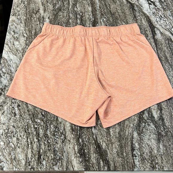 Womens Nike Shorts - Picture 5 of 10